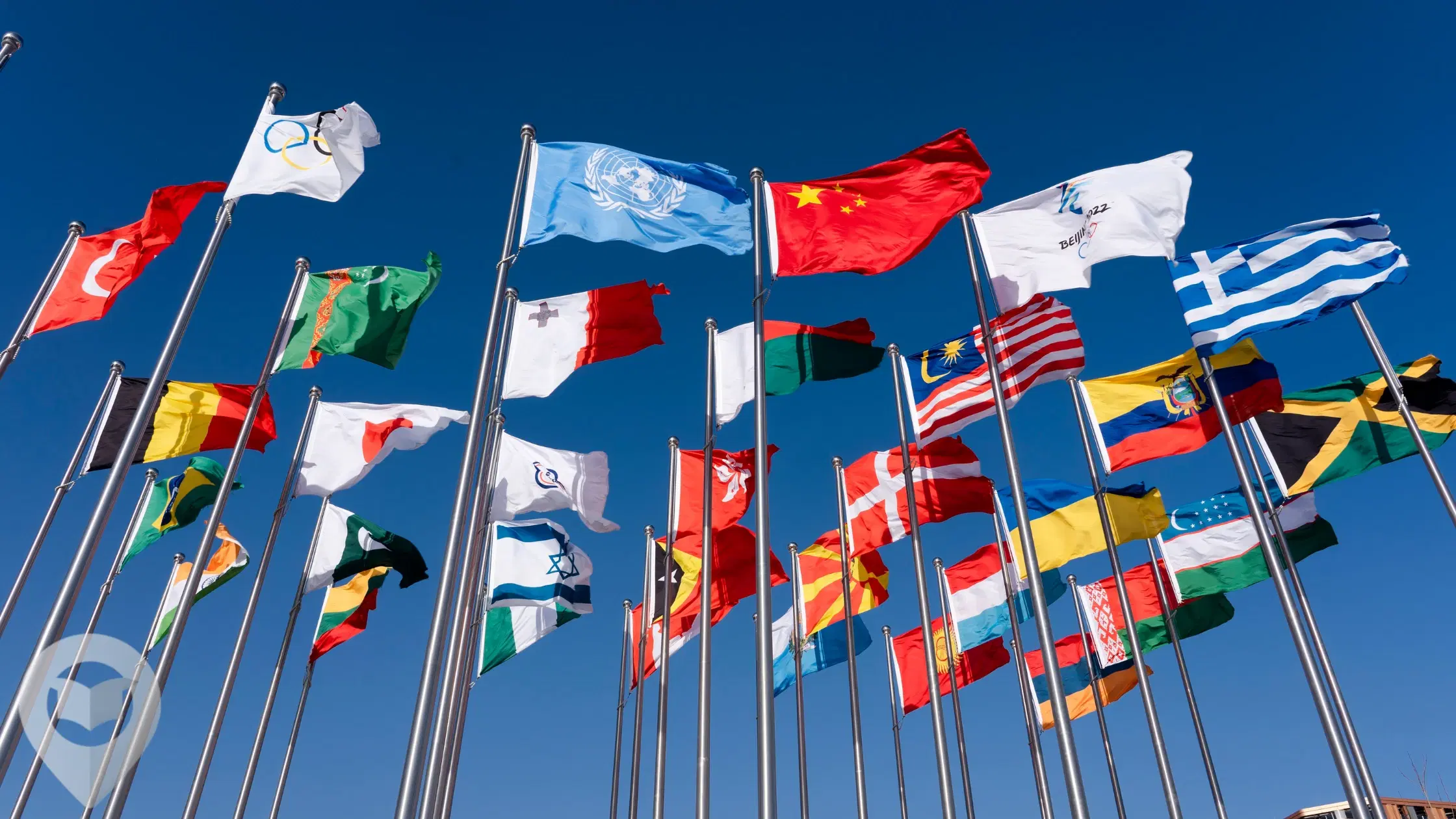 Globe and international destinations for UAE students